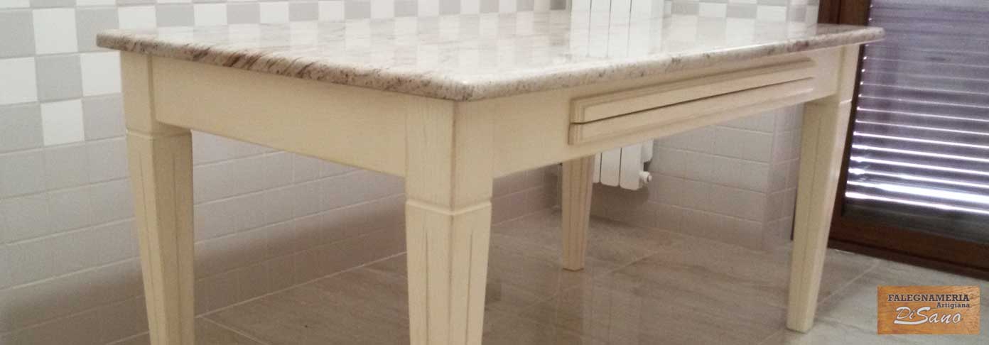 I tavoli in massello realizzati dalla Falegnameria Artigianale DI SANO a Roma